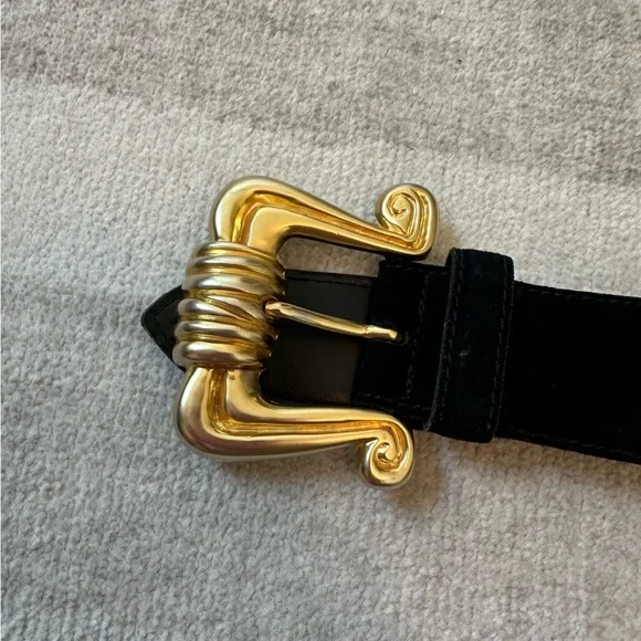 AVIGNON Made in Spain Genuine Leather Belt Black Statement Buckle Gold